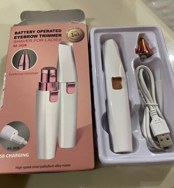 ماكينة تشذيب الحاجب 2 في 1 Blawless battery operated eyebrow (2)